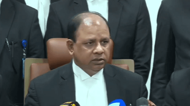 রায়ের পর এক সংবাদ সম্মেলনে চিফ প্রসিকিউটর আমিনুল ইসলাম