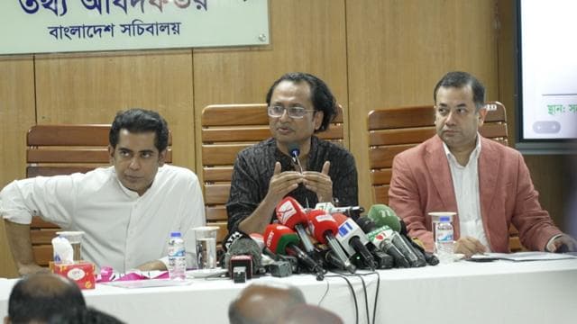 সচিবালয়ে সংবাদ সম্মেলনে তথ্য মন্ত্রী, প্রতিমন্ত্রী ও উপদেষ্টা