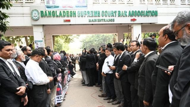 সুপ্রিম কোর্টের আইনজীবীদের ফাইল ছবি
