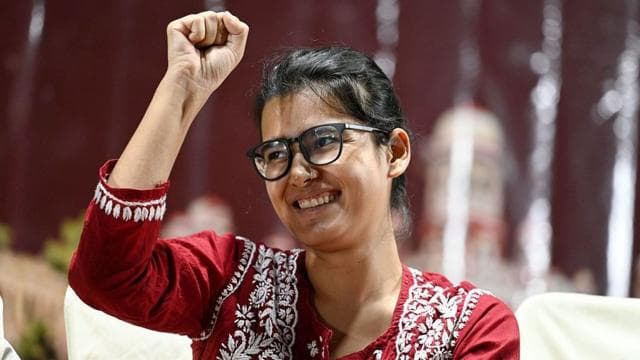 একটি বক্তৃতাসভায় নেহা বোরা