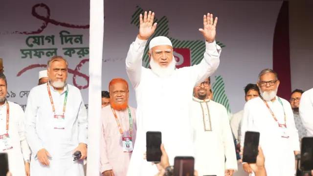 ঢাকায় উদ্বোধনী সমাবেশে ১১ দলীয় ঐক্য প্রধান জামায়াতে ইসলামীর আমির শফিকুর রহমান